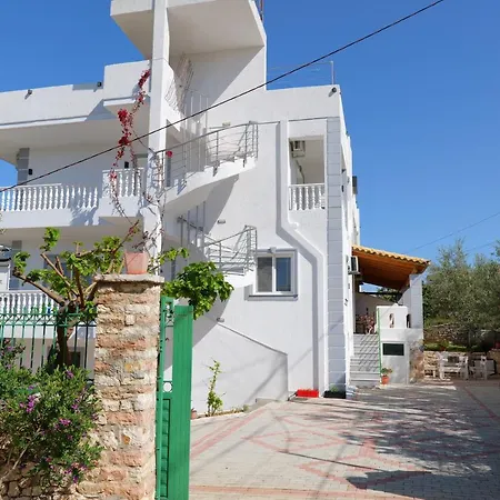 Unique Apart Otel Ksamil