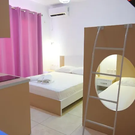 Aparthotel Unique 3*