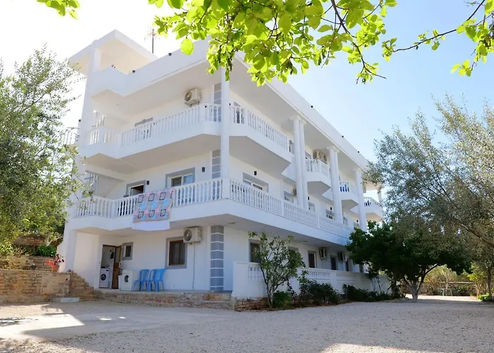 Aparthotel Unique Ksamil