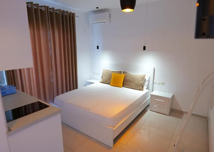 Unique Aparthotel Ksamil