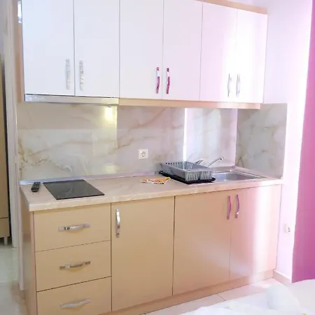 Aparthotel Unique Ksamil