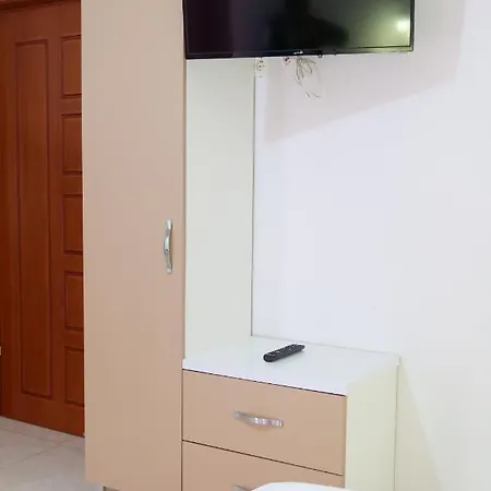 Aparthotel Unique Ksamil