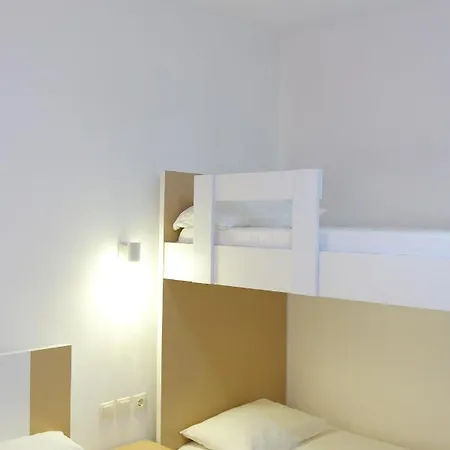 Unique Aparthotel